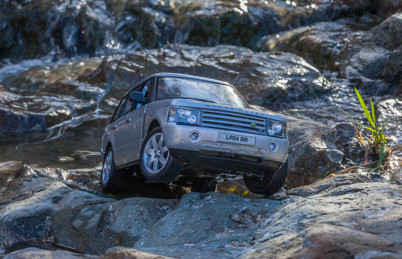 Illustration for article titled LaLD Car Week: Range Rover L322 by Ertl